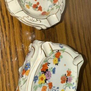 Vintage Floral Ceramic Ashtray Set